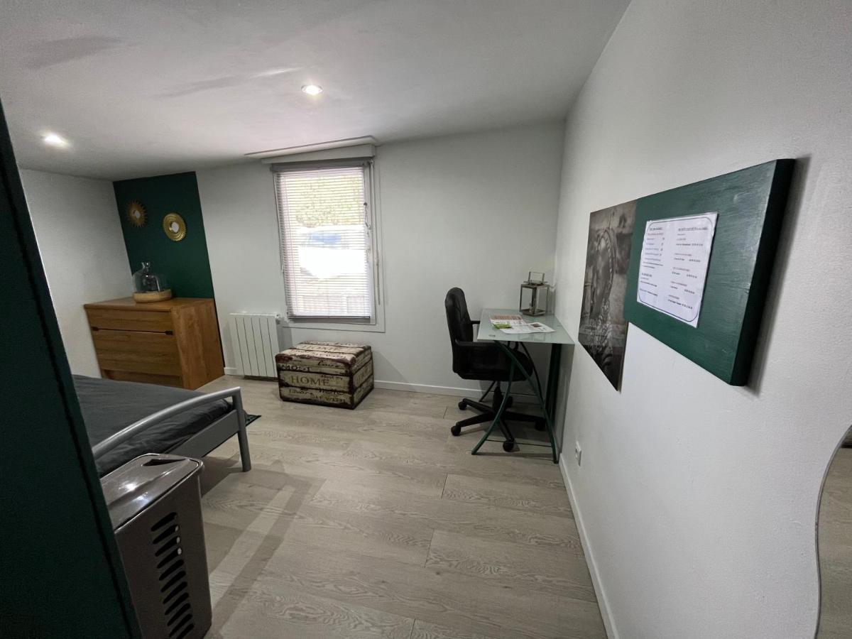 Chambres D'Hotes A La Forge Du Coglais La Selle-en-Cogles Екстер'єр фото