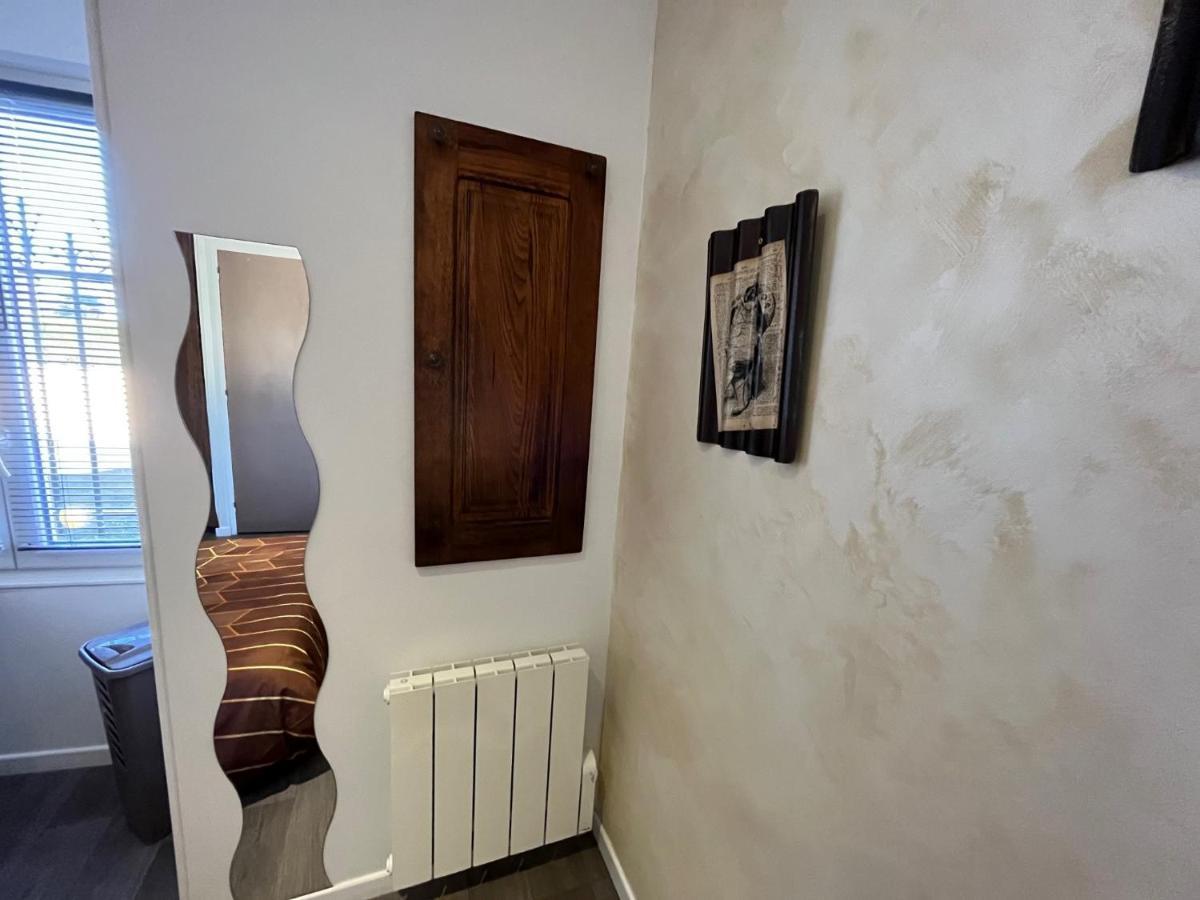 Chambres D'Hotes A La Forge Du Coglais La Selle-en-Cogles Екстер'єр фото